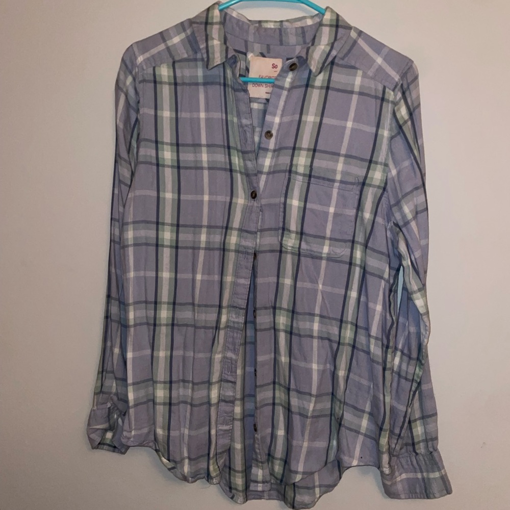 So size M button down flannel